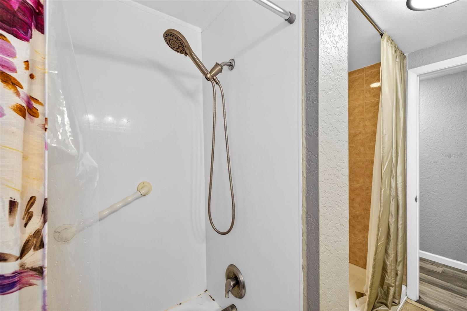 Image 18 of 24 For 1016 Windsor Hill Way