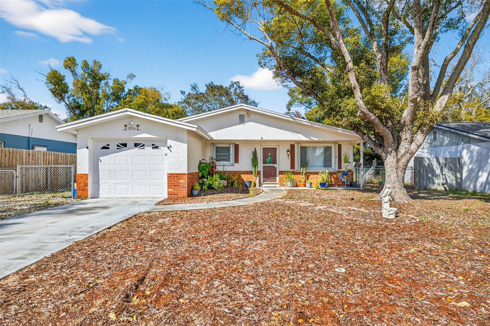 Image 2 of 24 For 1016 Windsor Hill Way