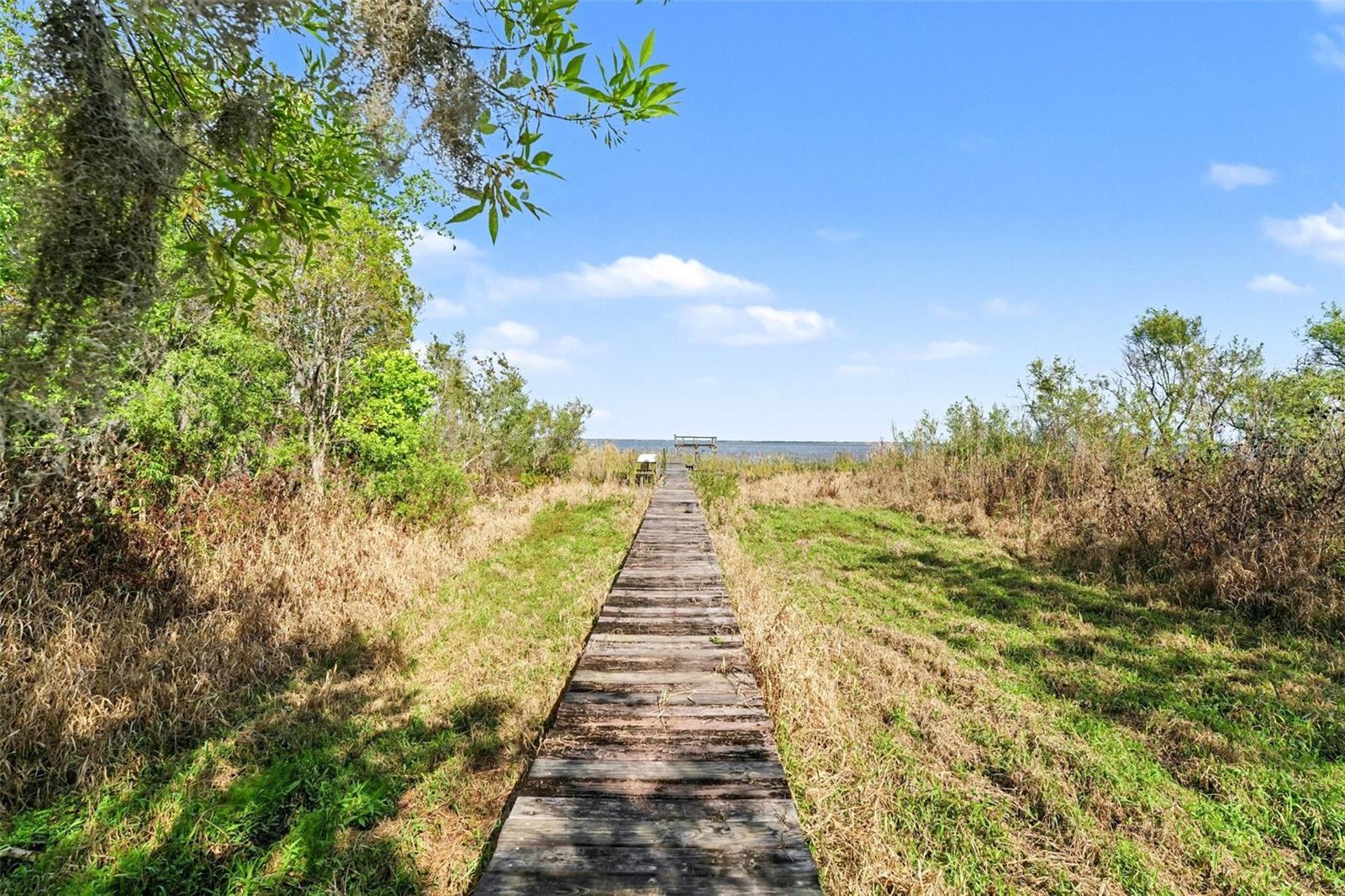 Image 20 of 28 For 11130 Shore Drive