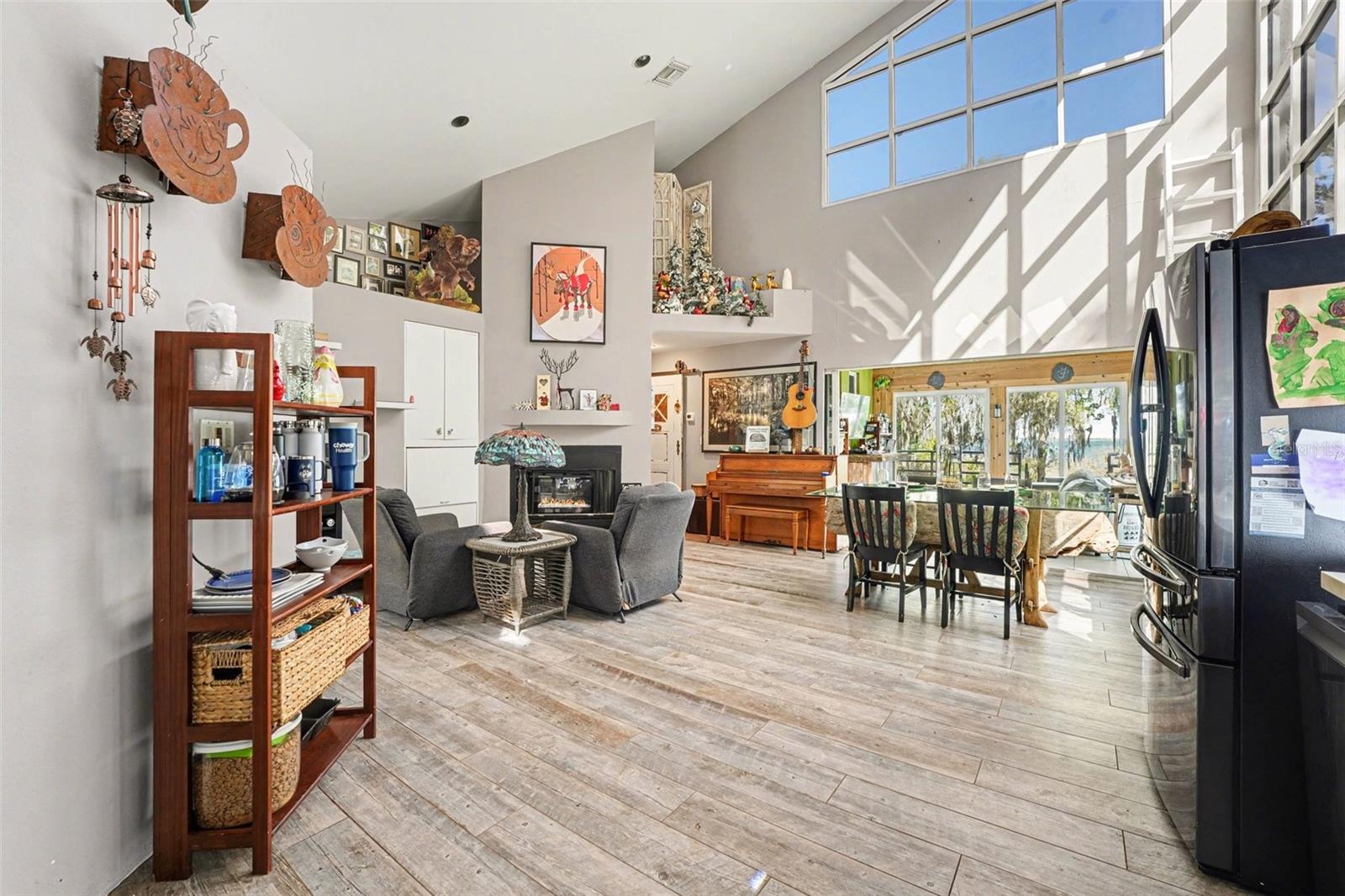 Image 5 of 28 For 11130 Shore Drive