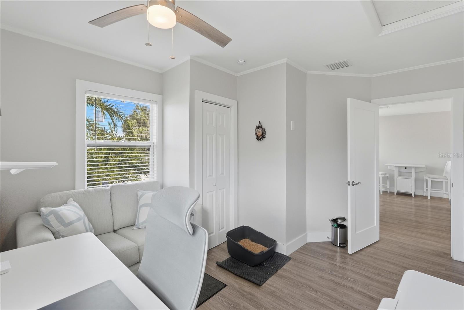 Image 15 of 30 For 15424 2nd Street E