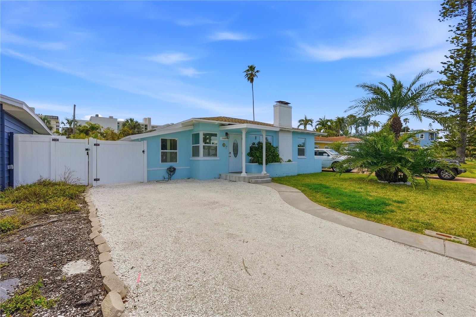 Image 2 of 30 For 15424 2nd Street E