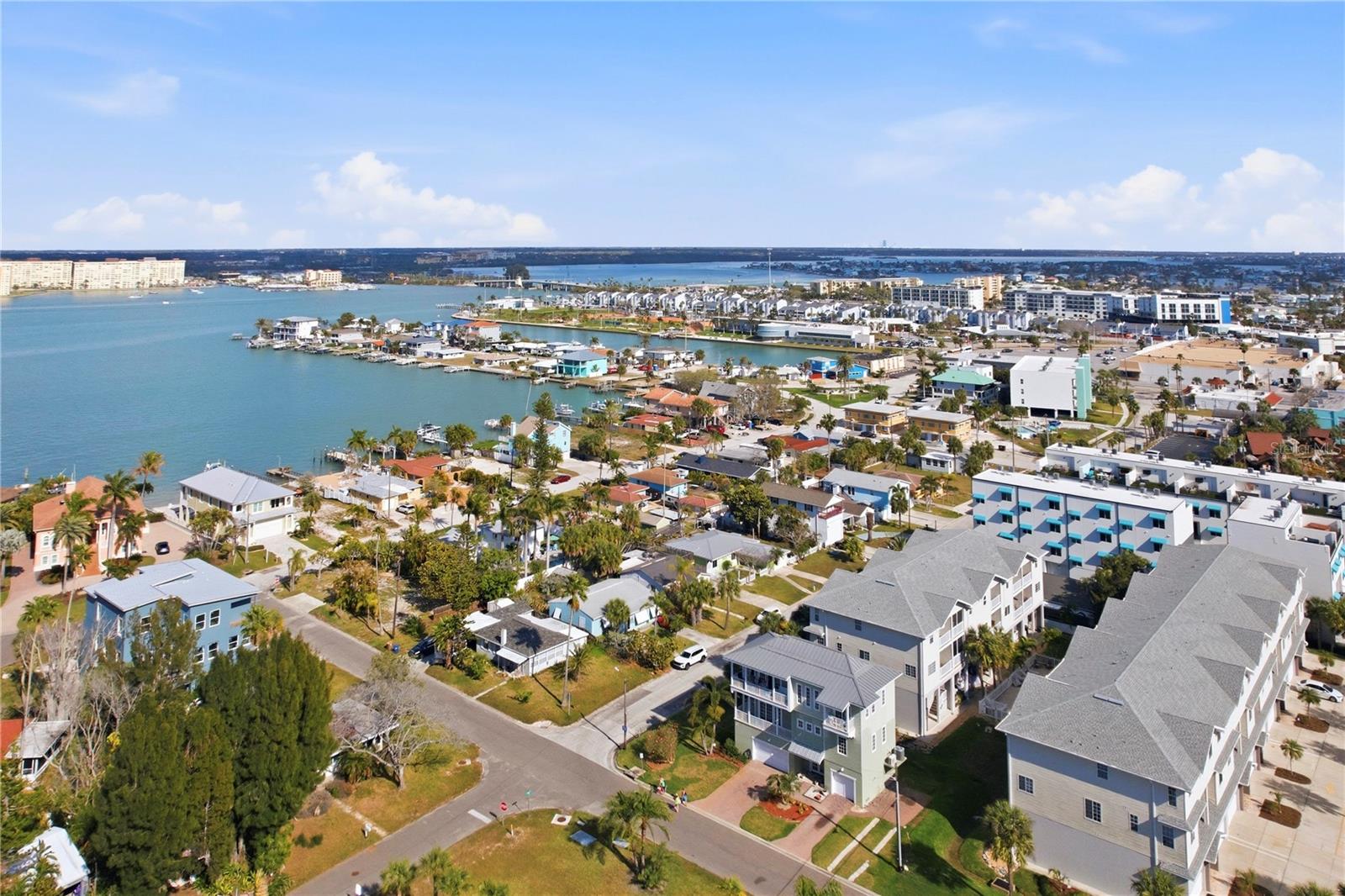 Image 28 of 30 For 15424 2nd Street E