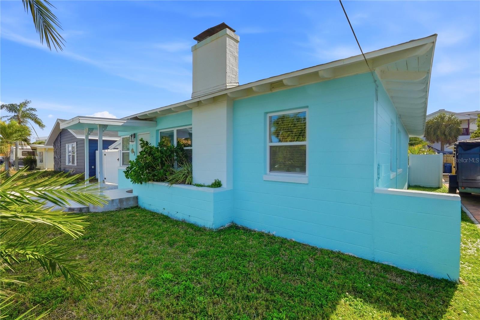 Image 3 of 30 For 15424 2nd Street E