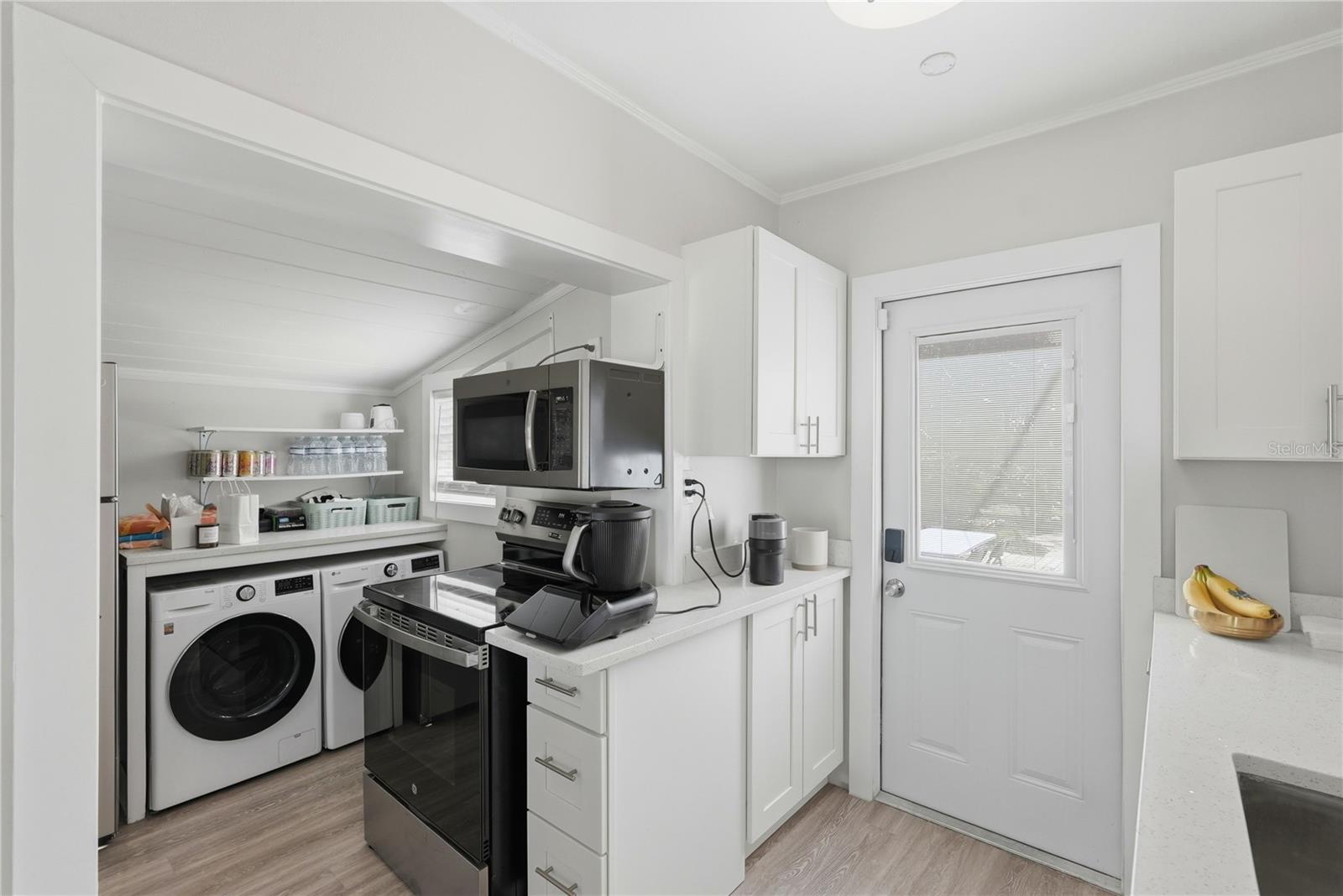 Image 8 of 30 For 15424 2nd Street E