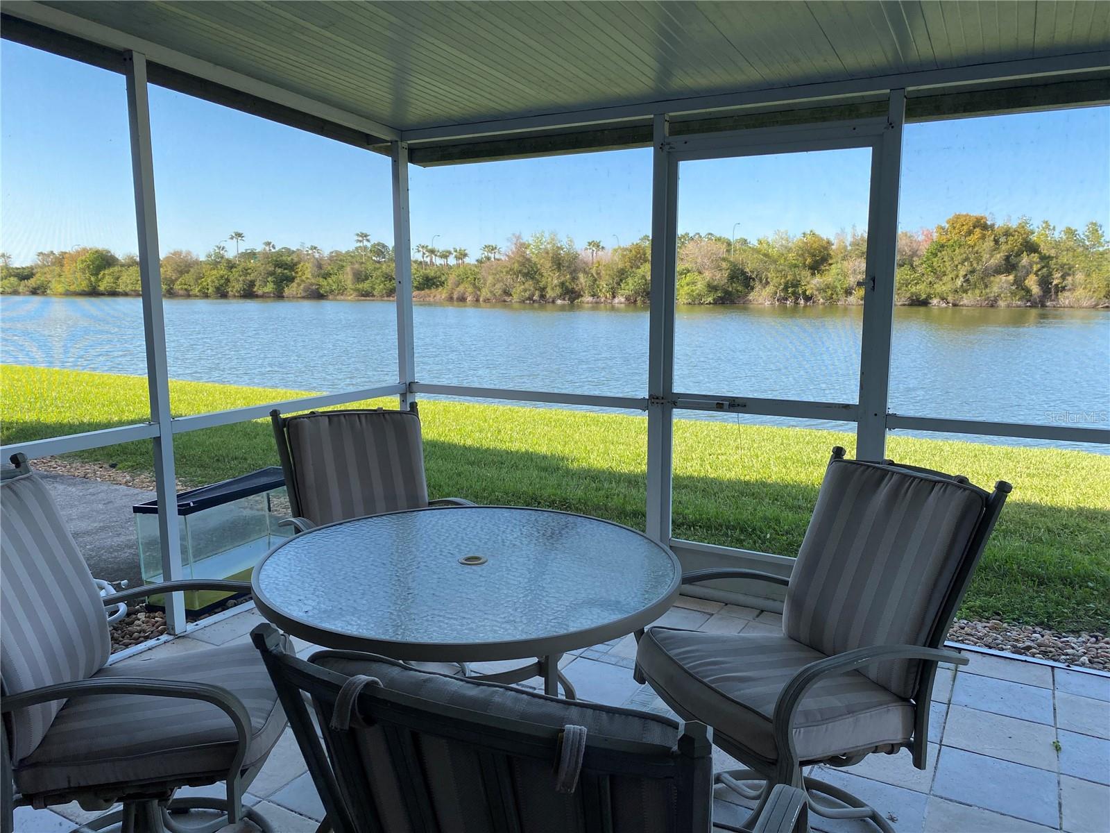 Image 11 of 24 For 427 Kensington Lake Circle