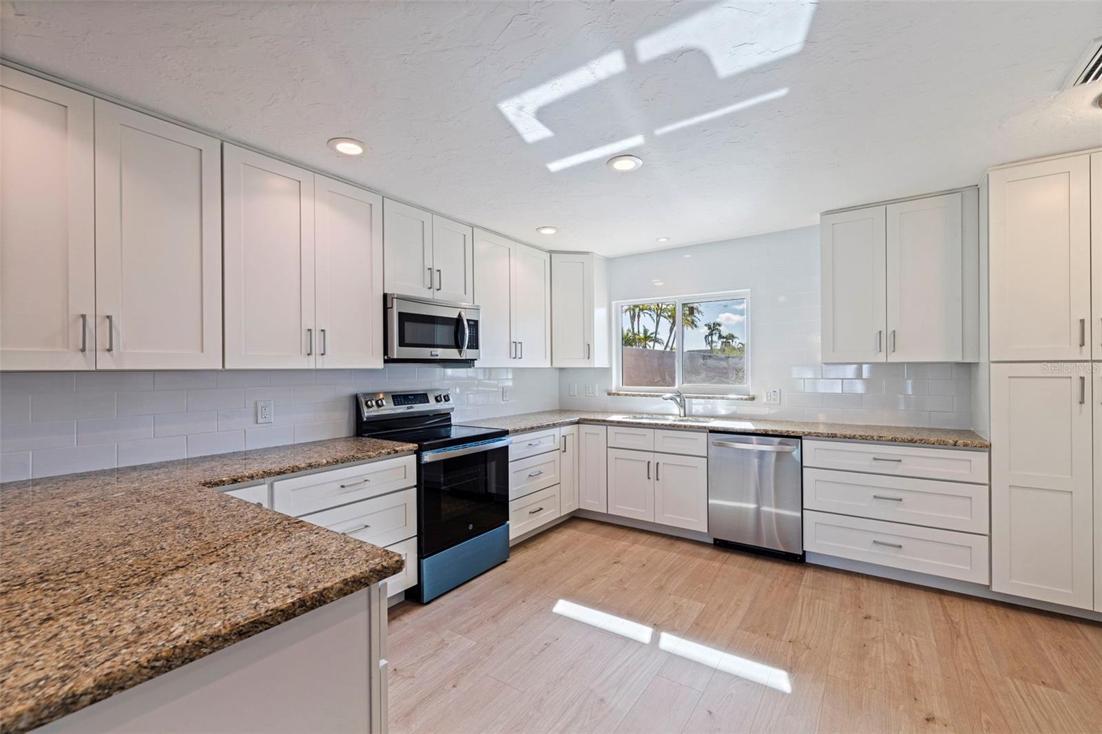 Image 28 of 58 For 403 Boca Ciega Point Boulevard N 2801