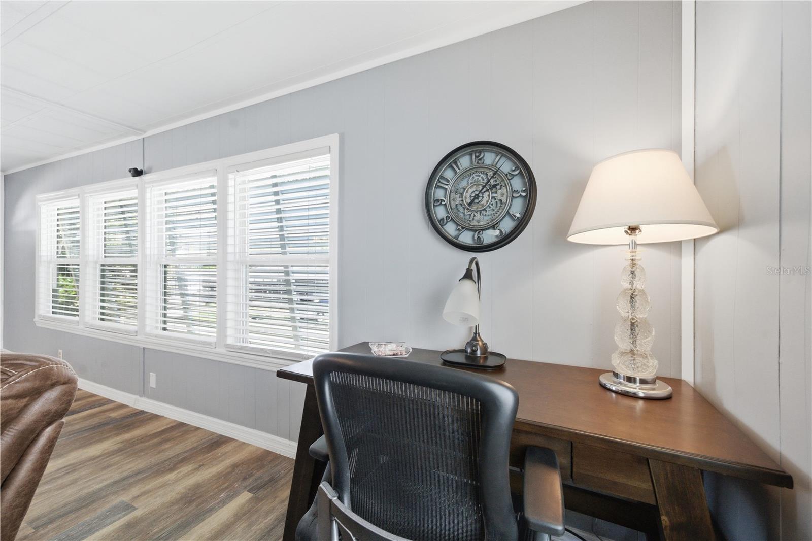 Image 19 of 62 For 84 Jacaranda Drive 15