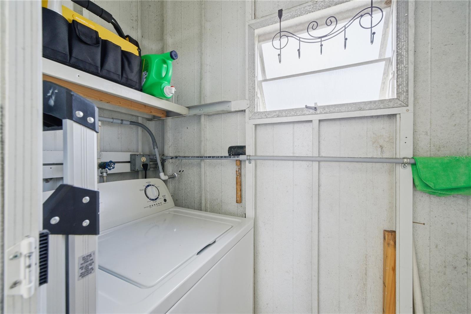 Image 44 of 62 For 84 Jacaranda Drive 15