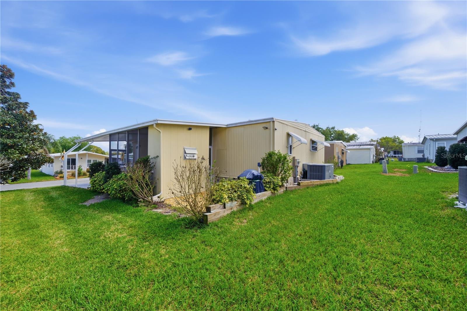 Image 61 of 62 For 84 Jacaranda Drive 15