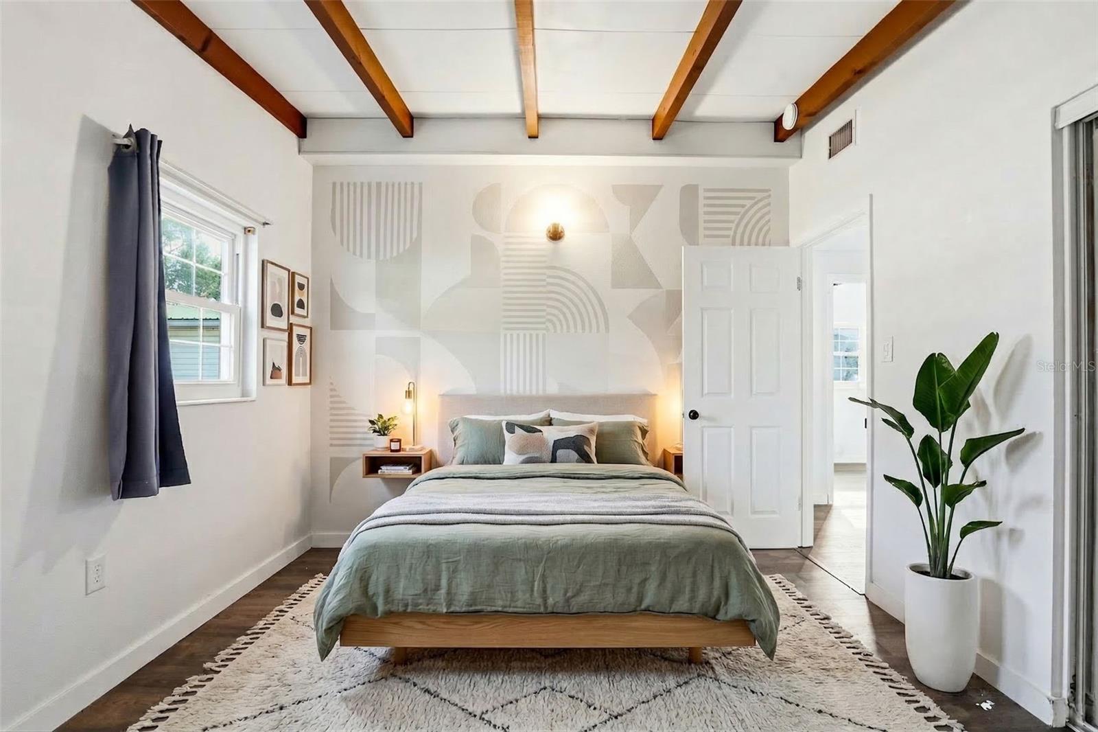 Image 10 of 26 For 713 116th Avenue