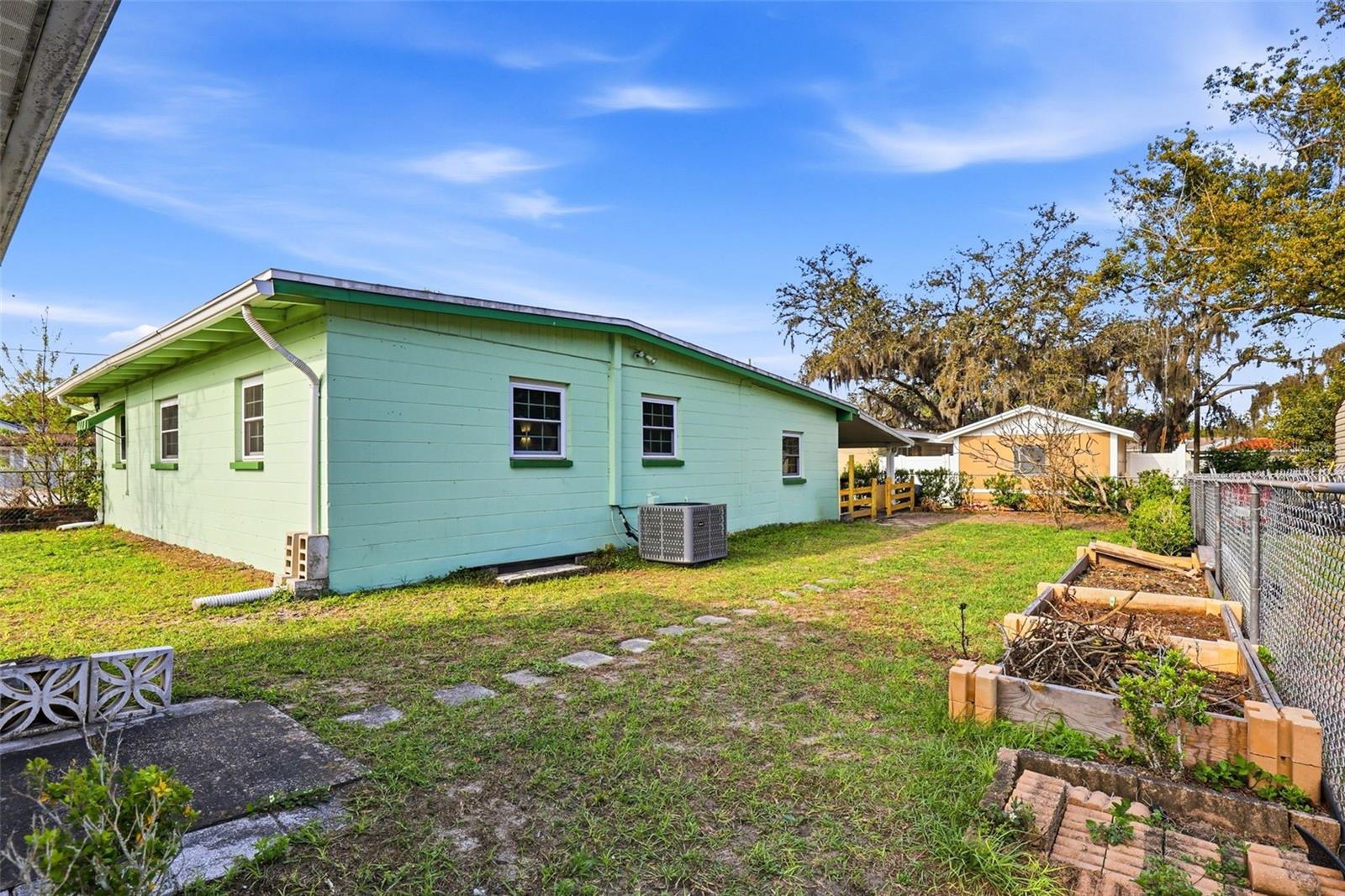 Image 16 of 26 For 713 116th Avenue