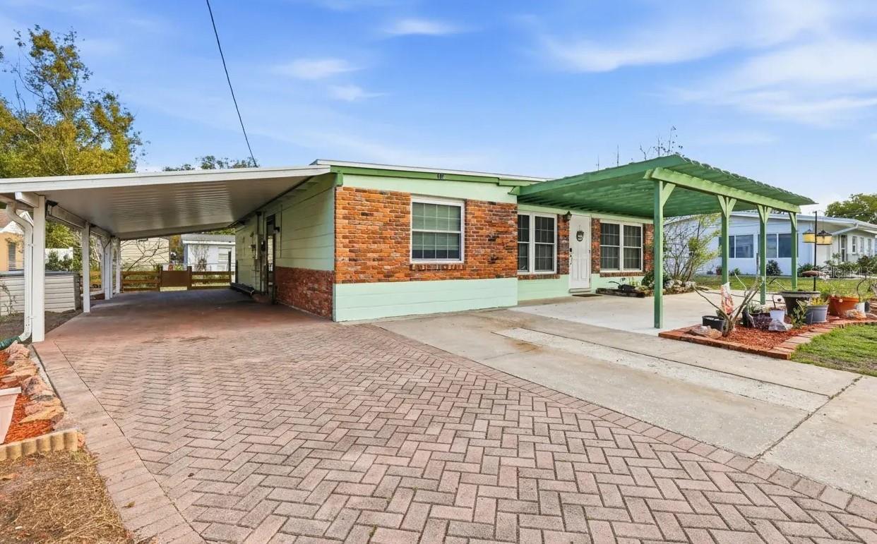 Image 2 of 26 For 713 116th Avenue