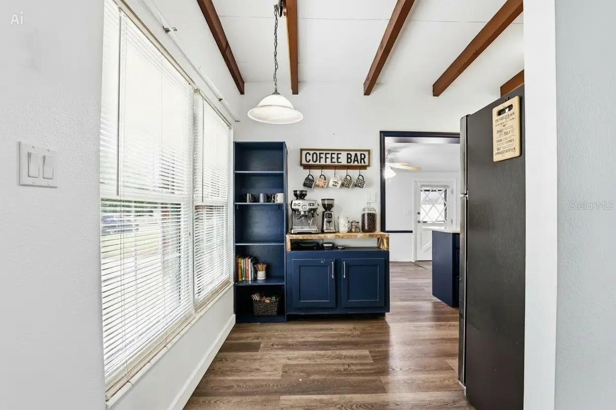 Image 4 of 26 For 713 116th Avenue