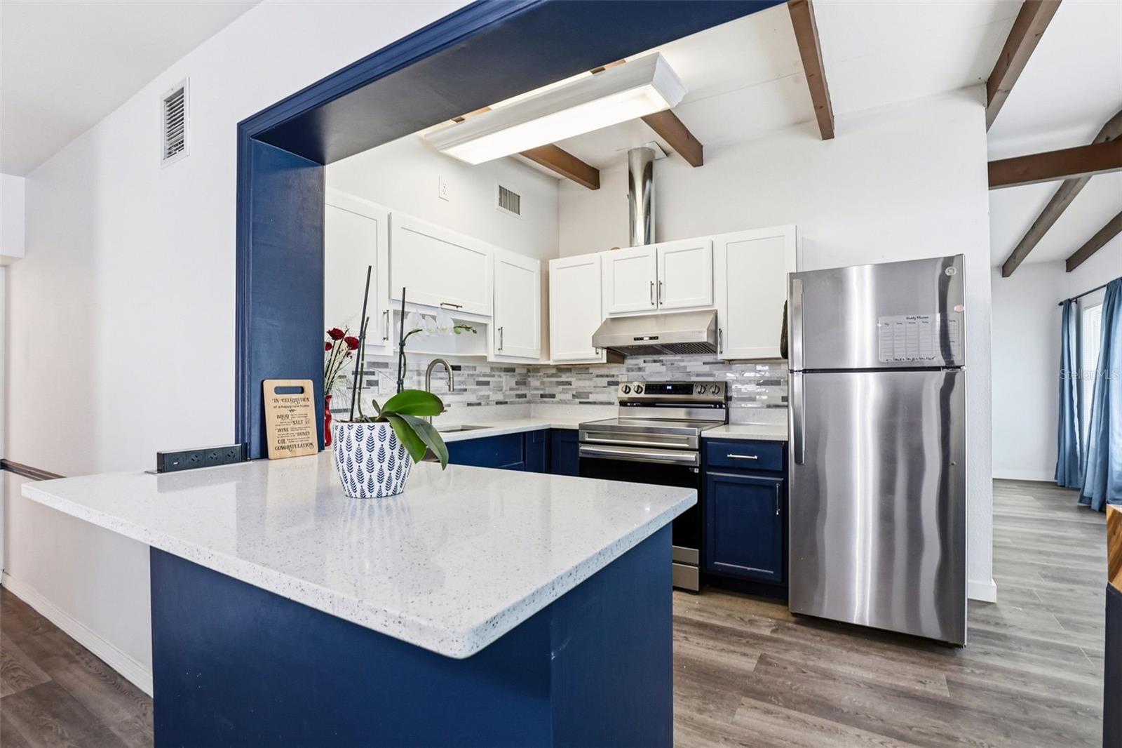 Image 5 of 26 For 713 116th Avenue