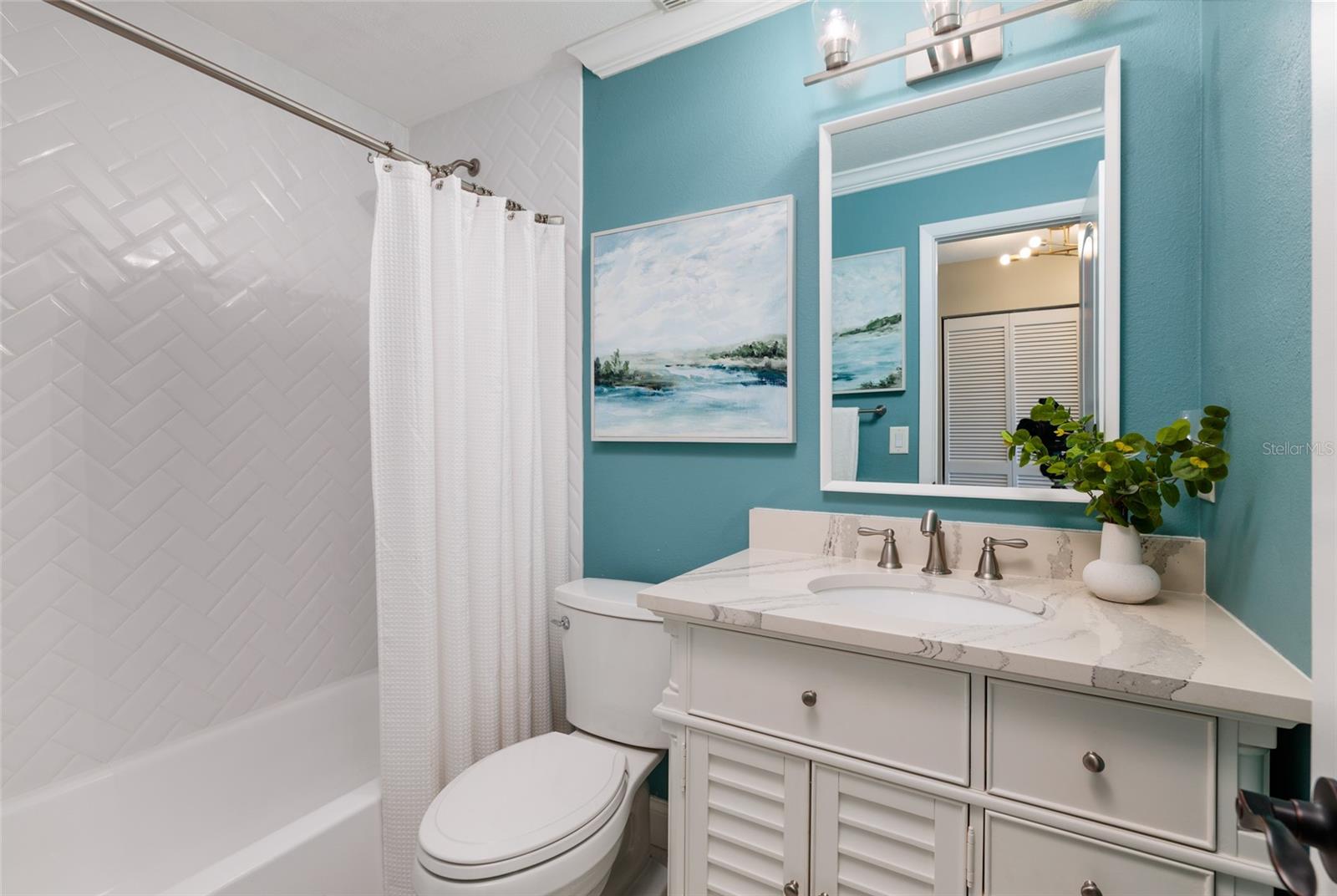 Image 25 of 44 For 535 St Tropez Circle Ne