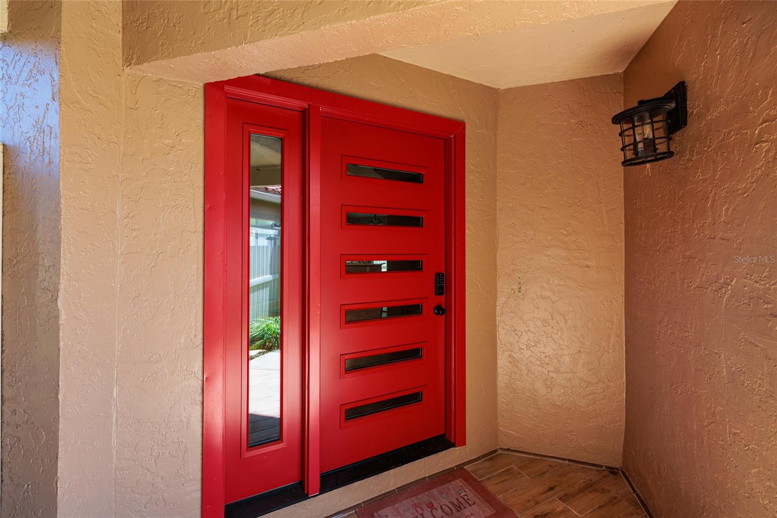 Image 7 of 44 For 535 St Tropez Circle Ne