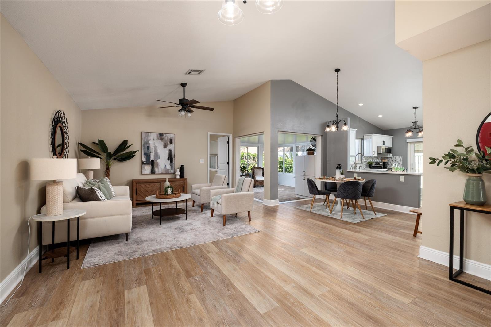 Image 9 of 44 For 535 St Tropez Circle Ne