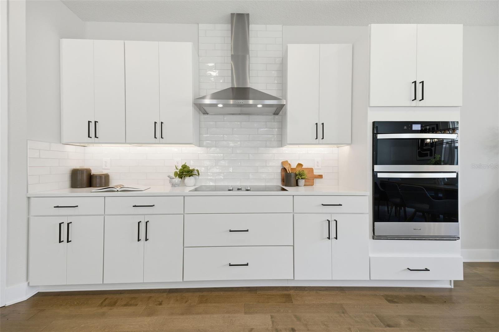 Image 10 of 50 For 3608 Tampa Circle