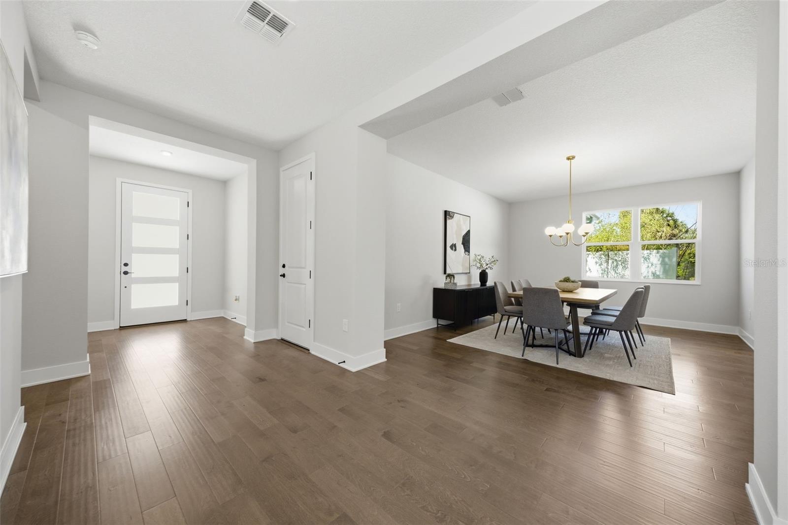 Image 18 of 50 For 3608 Tampa Circle