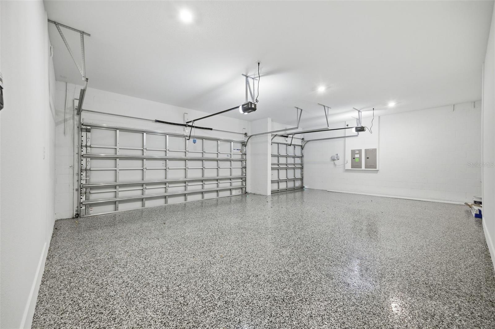 Image 29 of 50 For 3608 Tampa Circle