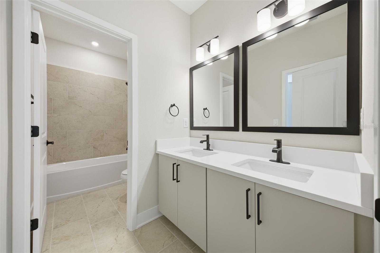 Image 46 of 50 For 3608 Tampa Circle