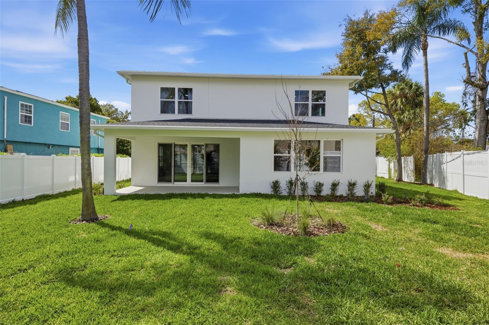 Image 5 of 50 For 3608 Tampa Circle