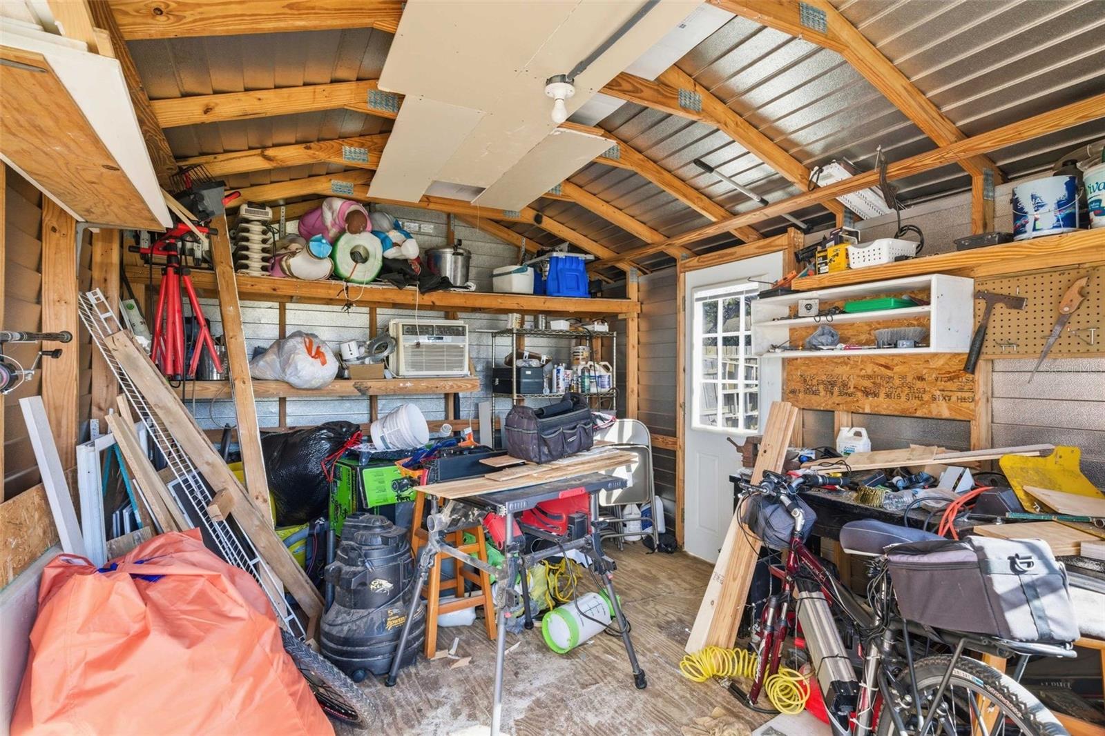 Image 16 of 47 For 509 Monroe Street