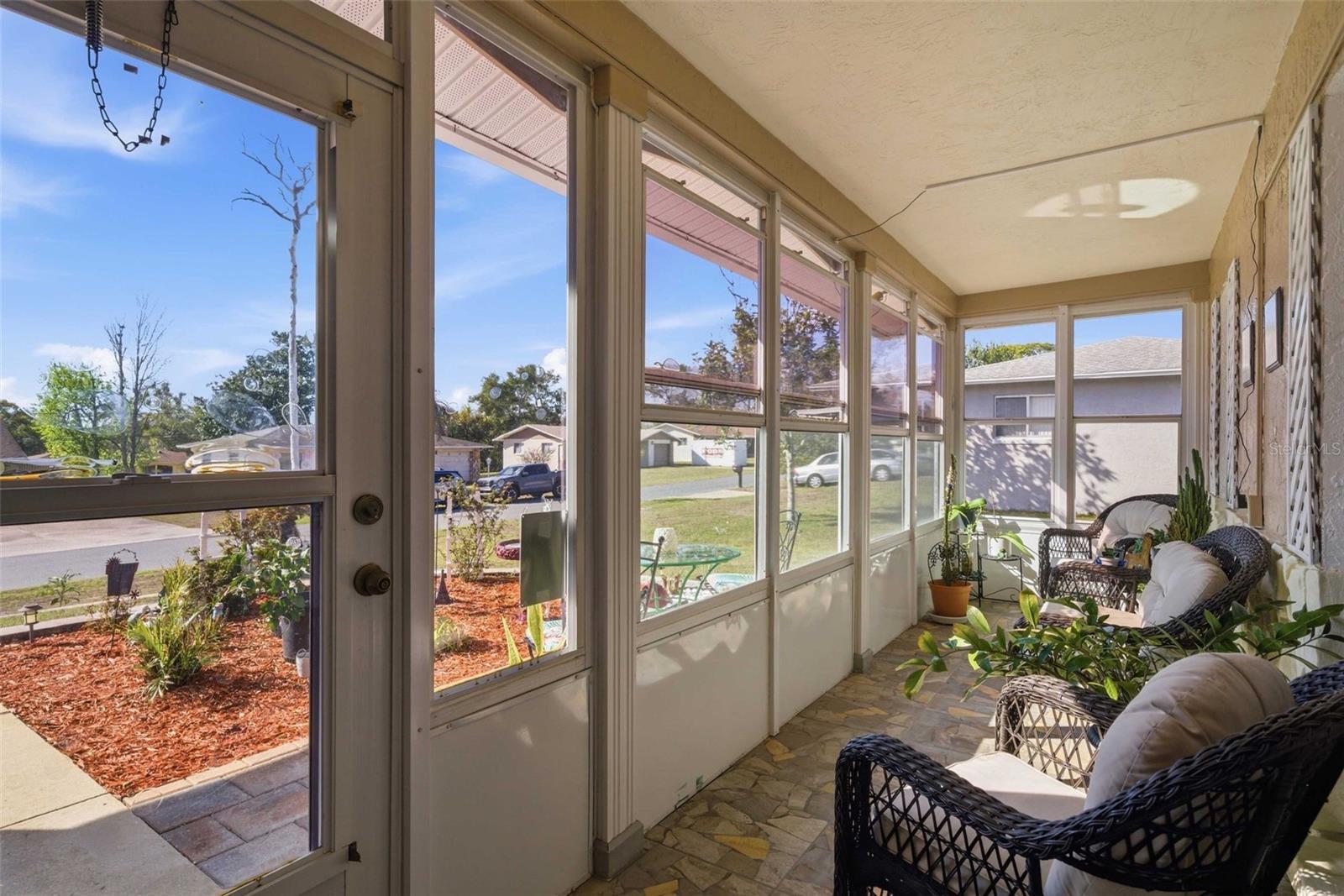 Image 20 of 47 For 509 Monroe Street