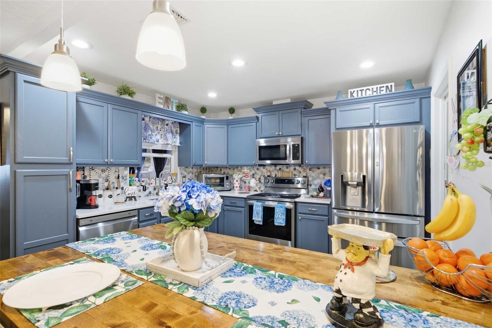 Image 30 of 47 For 509 Monroe Street