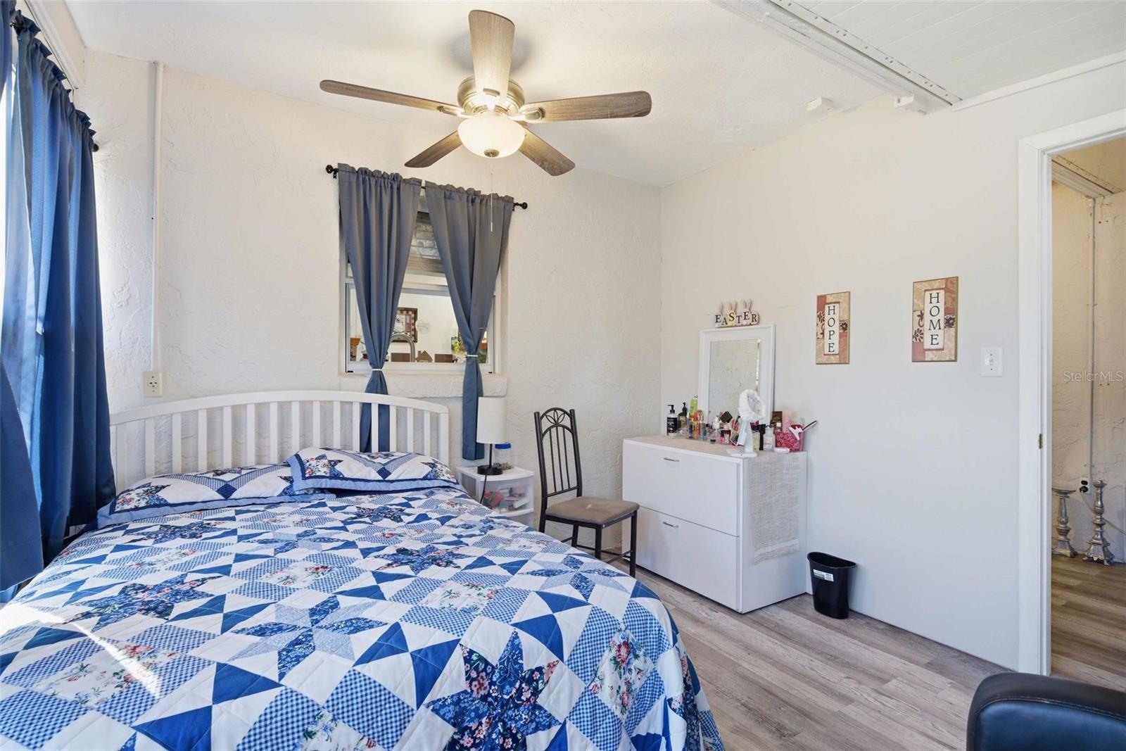 Image 37 of 47 For 509 Monroe Street