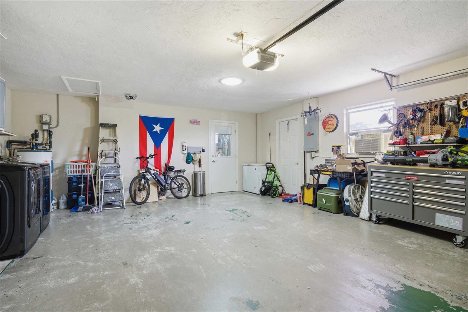 Image 46 of 47 For 509 Monroe Street