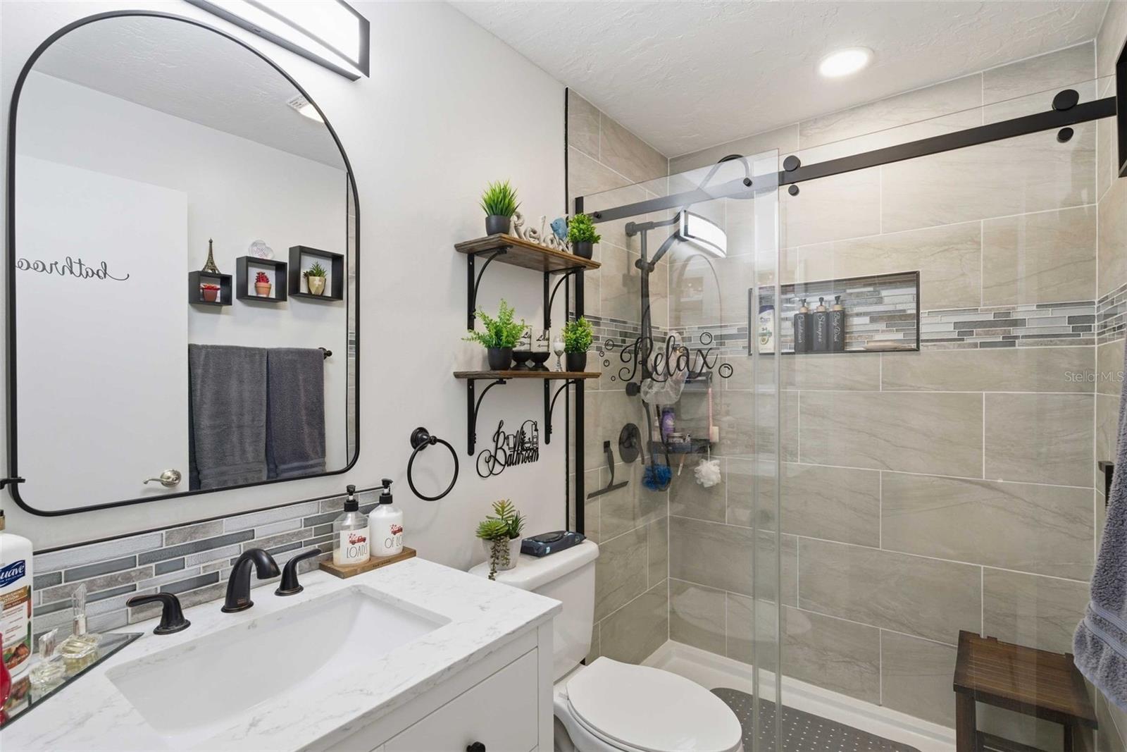 Image 6 of 47 For 509 Monroe Street