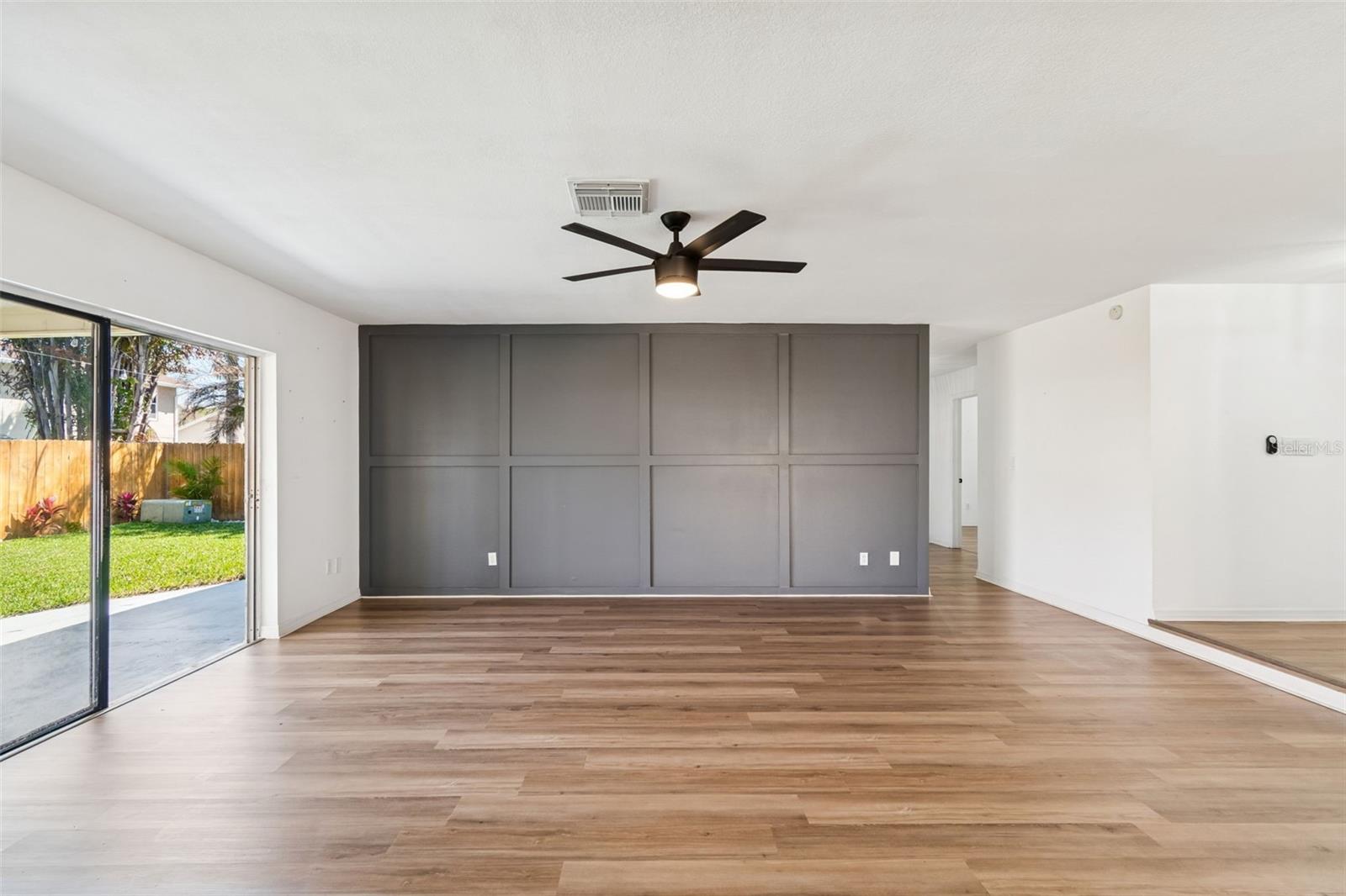 Image 17 of 20 For 2817 Wendover Terrace