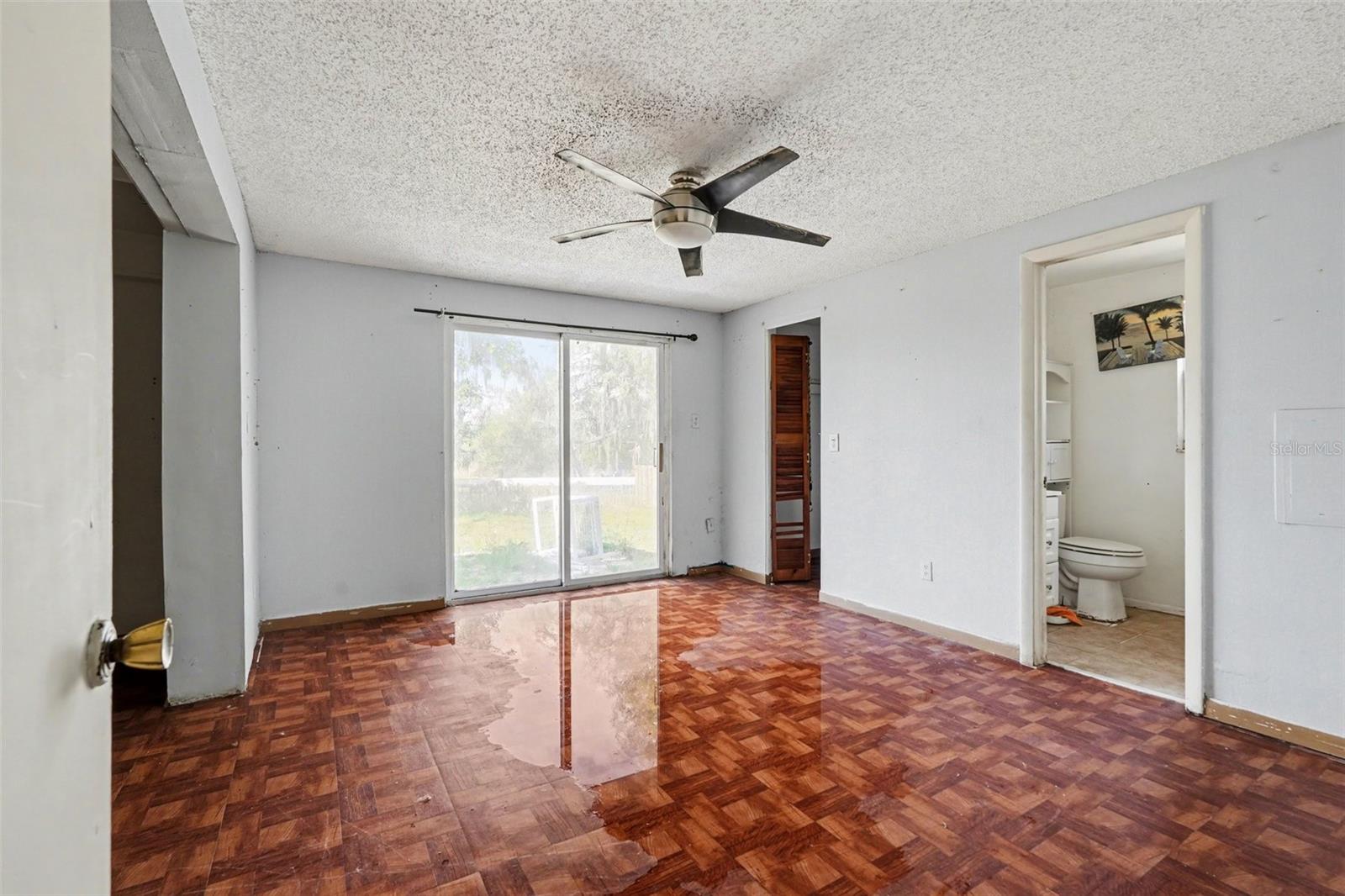 Image 24 of 39 For 3510 Moores Lake Road