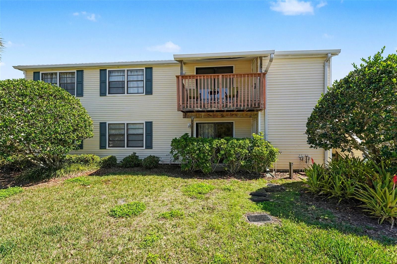 Details for 129 Camphor Circle F, OLDSMAR, FL 34677