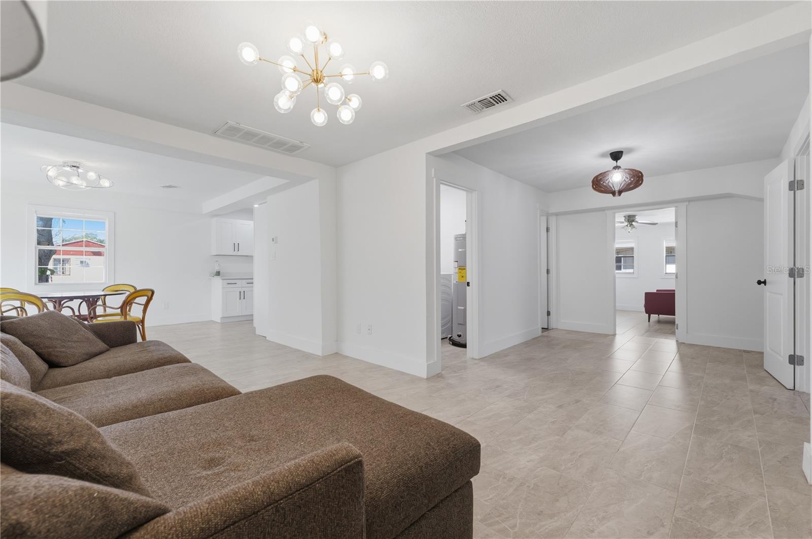 Image 17 of 51 For 733 61st Avenue Ne