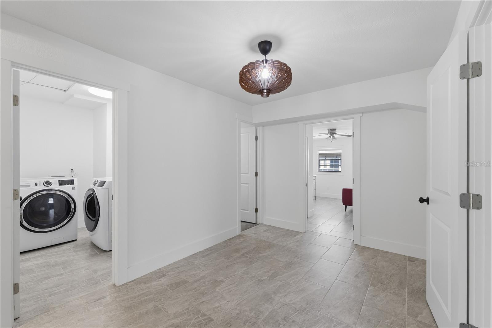 Image 20 of 51 For 733 61st Avenue Ne