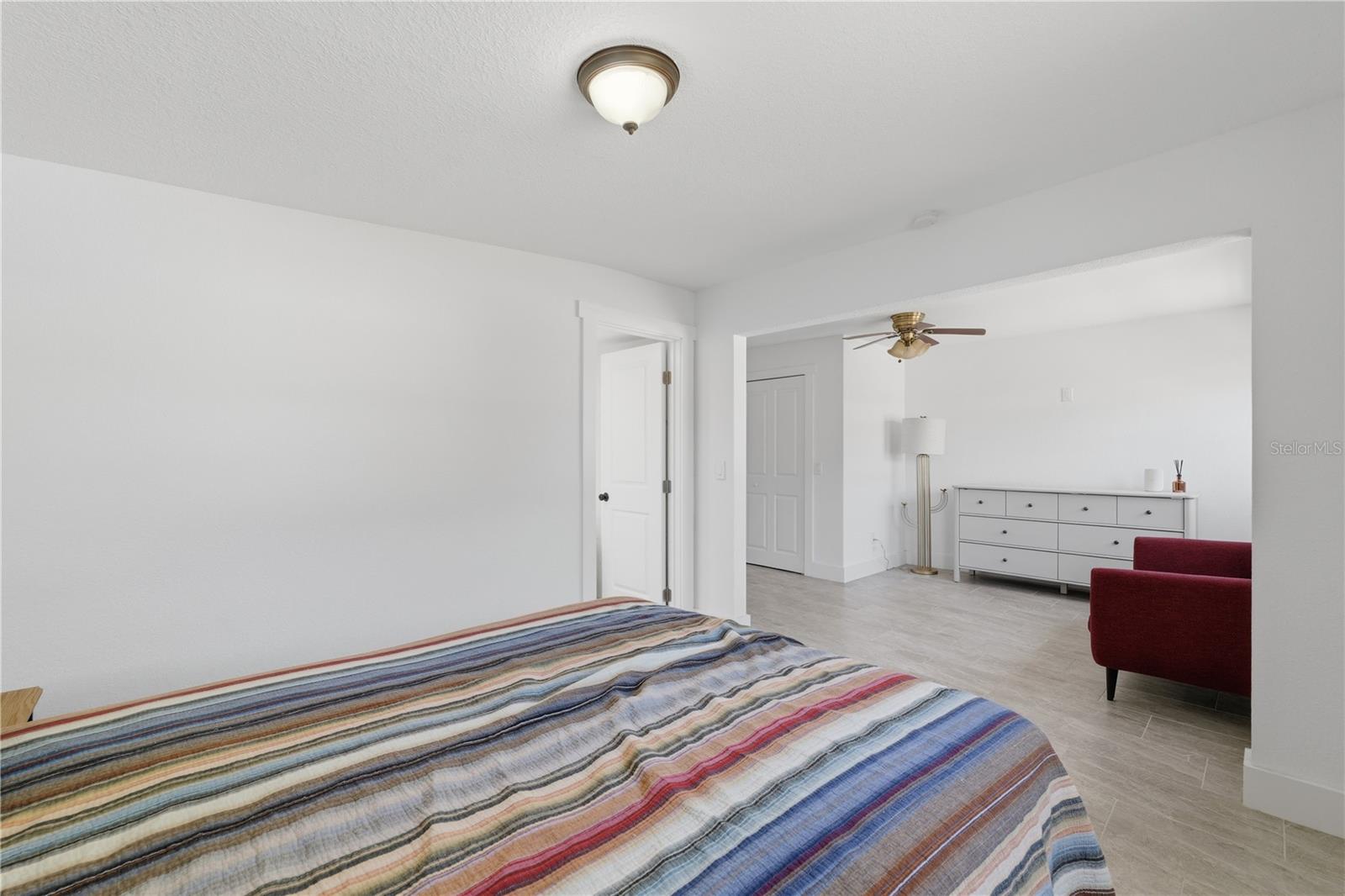 Image 26 of 51 For 733 61st Avenue Ne