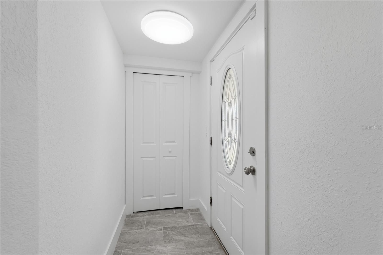 Image 5 of 51 For 733 61st Avenue Ne