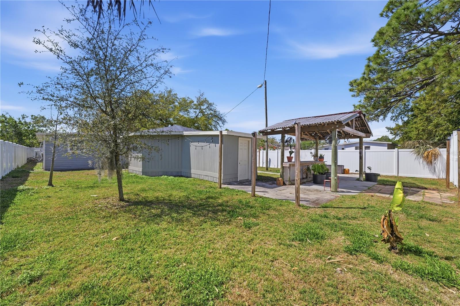 Image 50 of 51 For 733 61st Avenue Ne