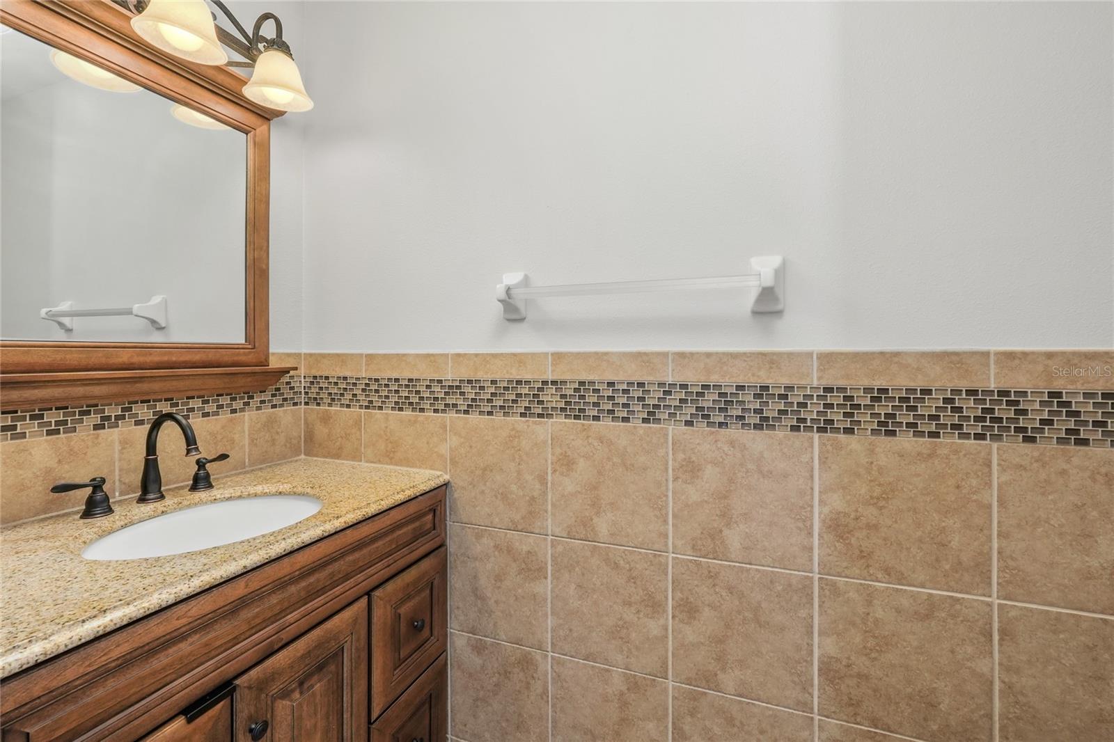 Image 17 of 49 For 13106 Royal George Avenue