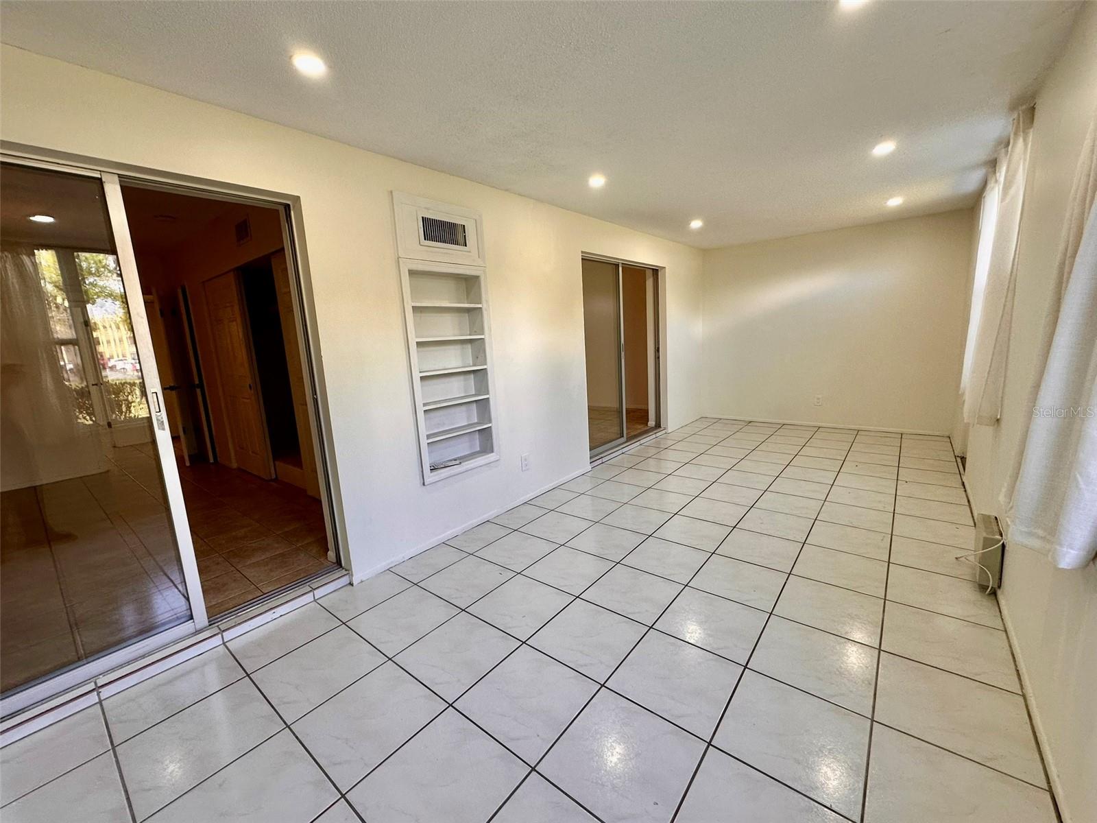 Image 11 of 44 For 2073 Denmark Street 5