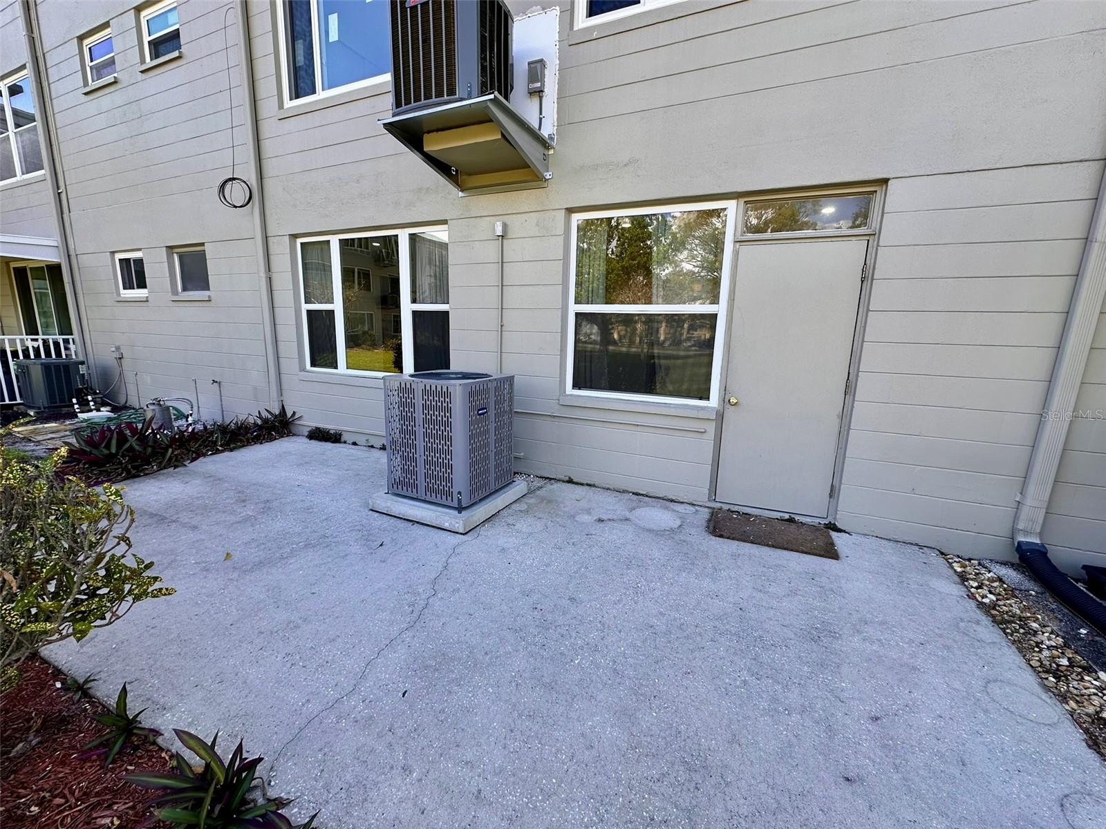 Image 23 of 44 For 2073 Denmark Street 5