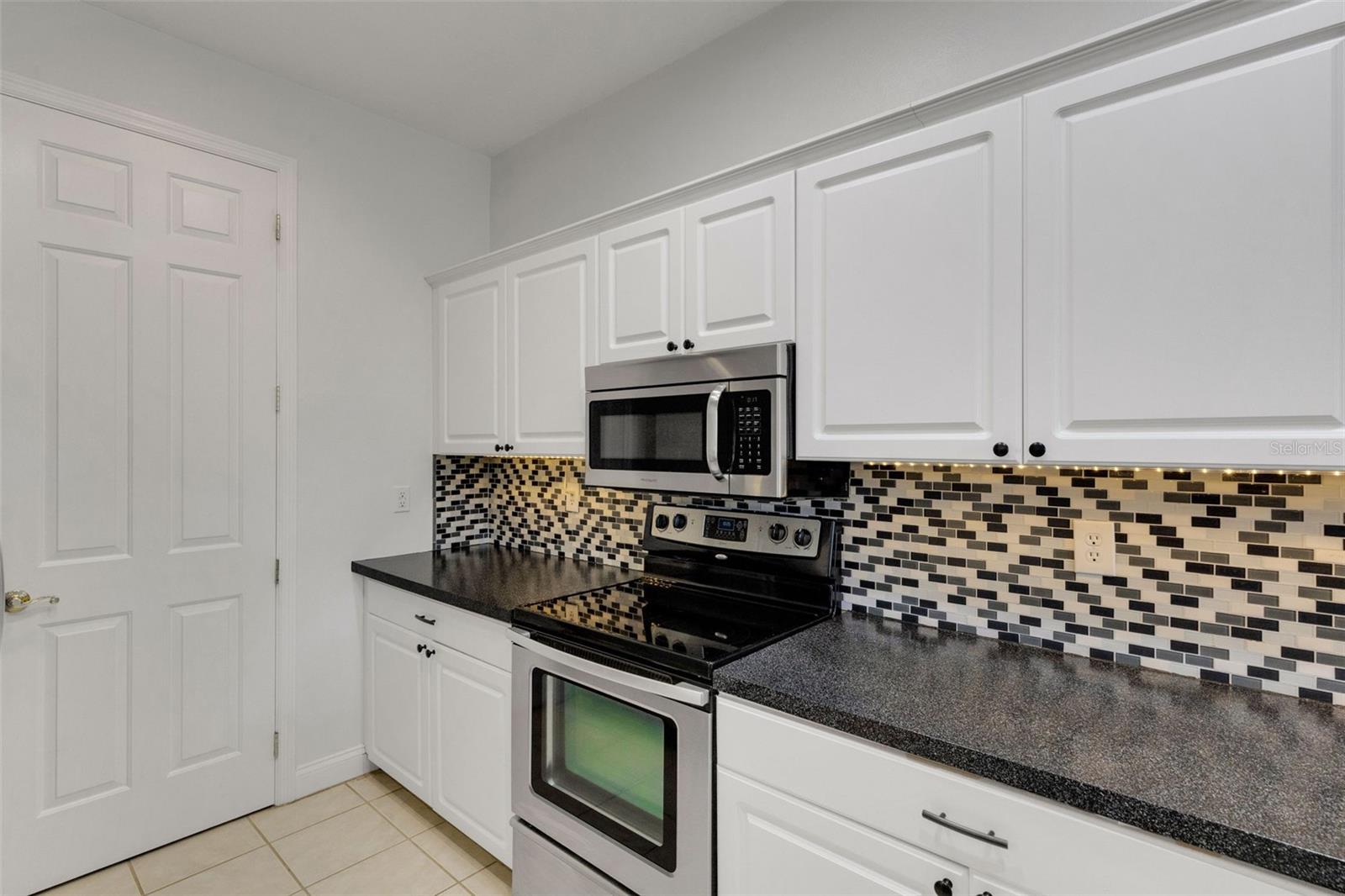 Image 16 of 48 For 5018 Lancaster Street