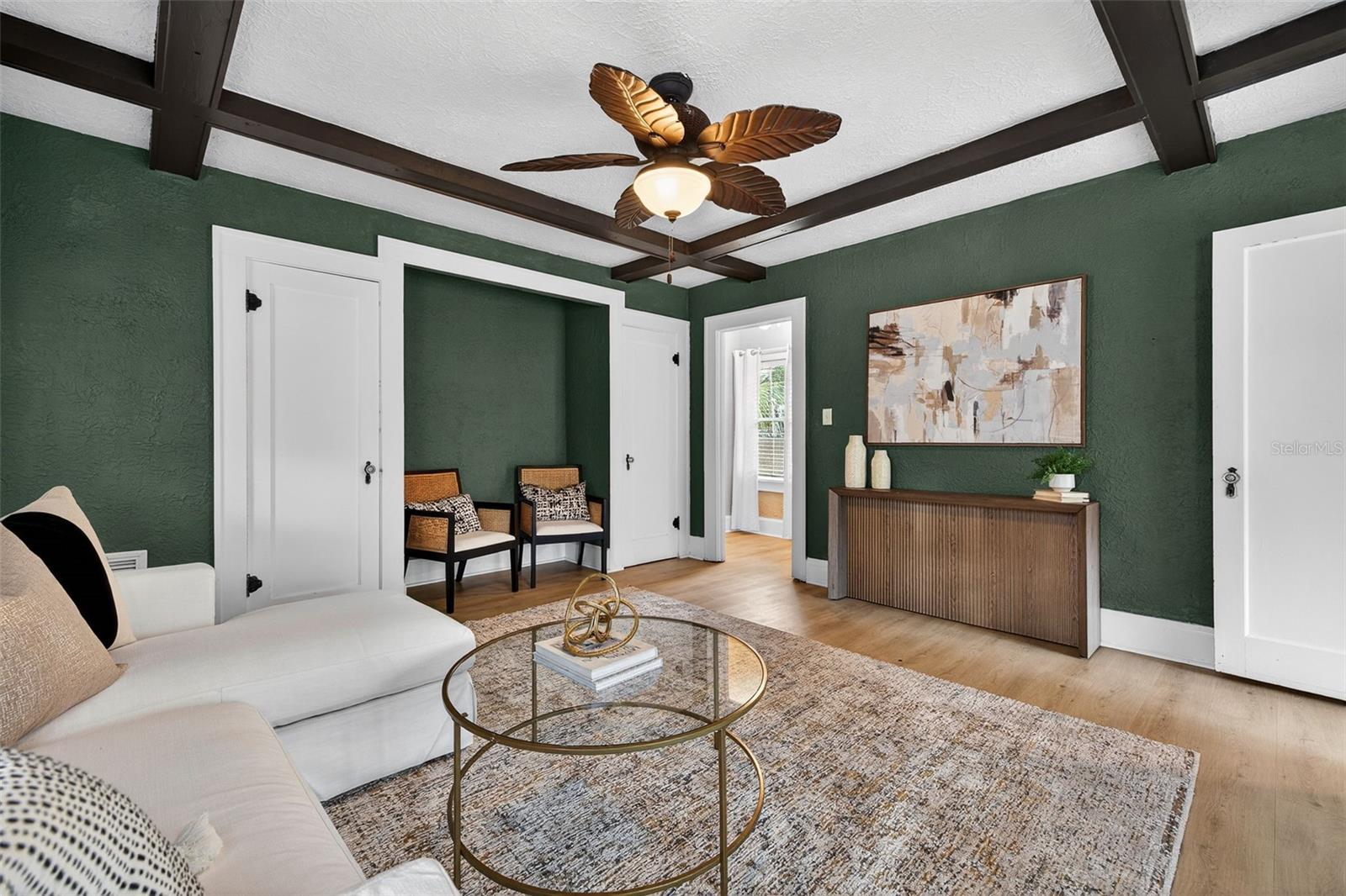 Image 11 of 32 For 2825 3rd Avenue N