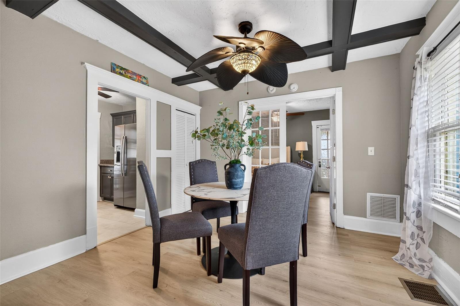 Image 17 of 32 For 2825 3rd Avenue N