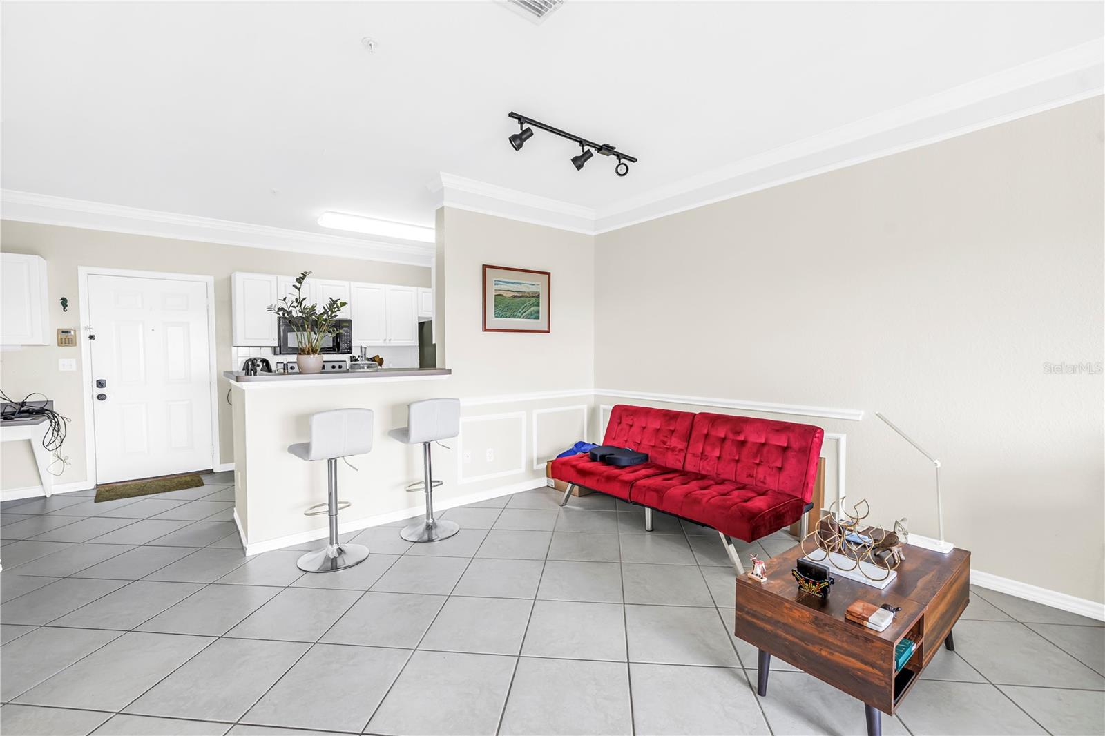 Image 14 of 54 For 4333 Bayside Village Drive 320