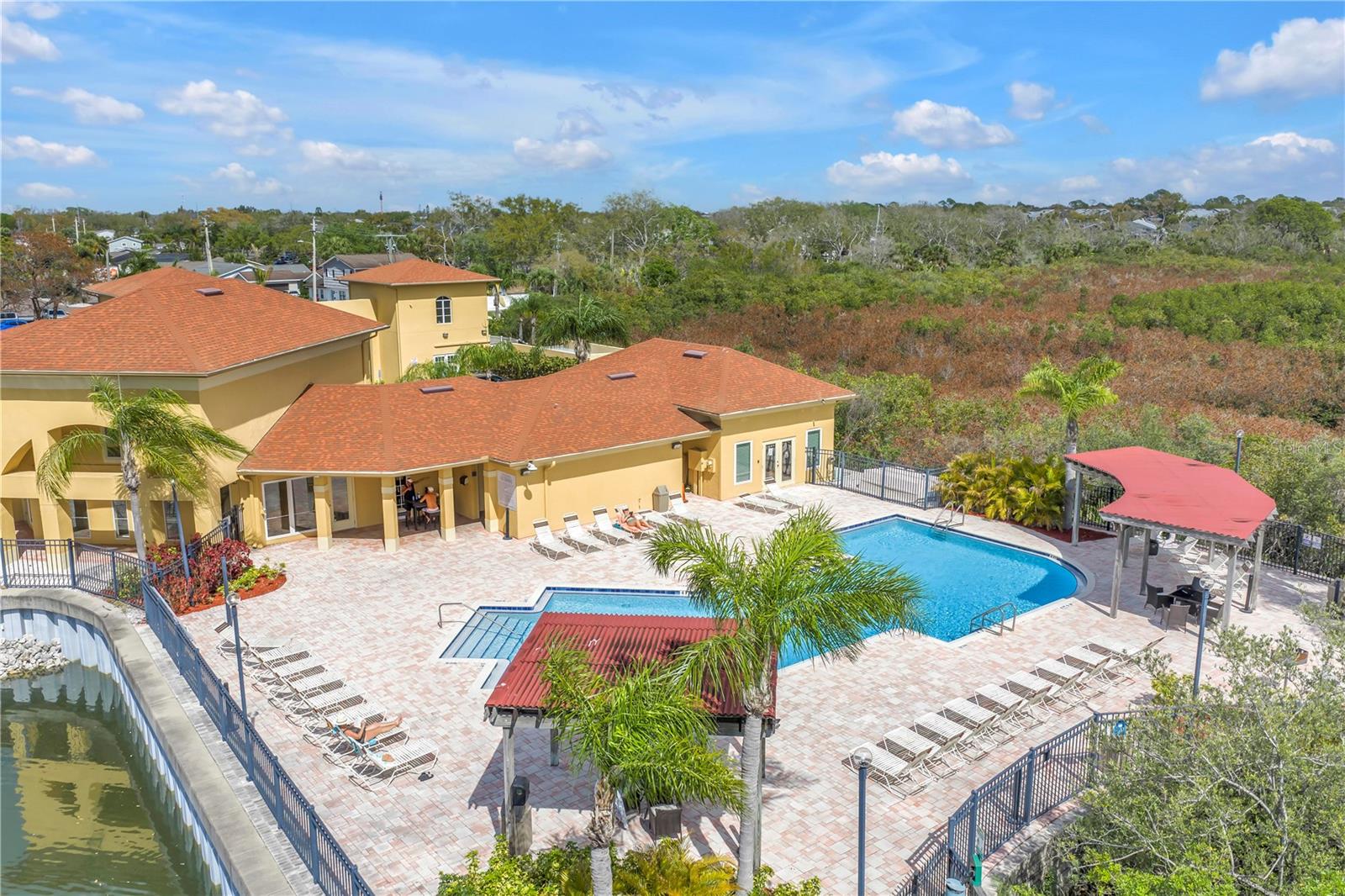 Image 38 of 54 For 4333 Bayside Village Drive 320