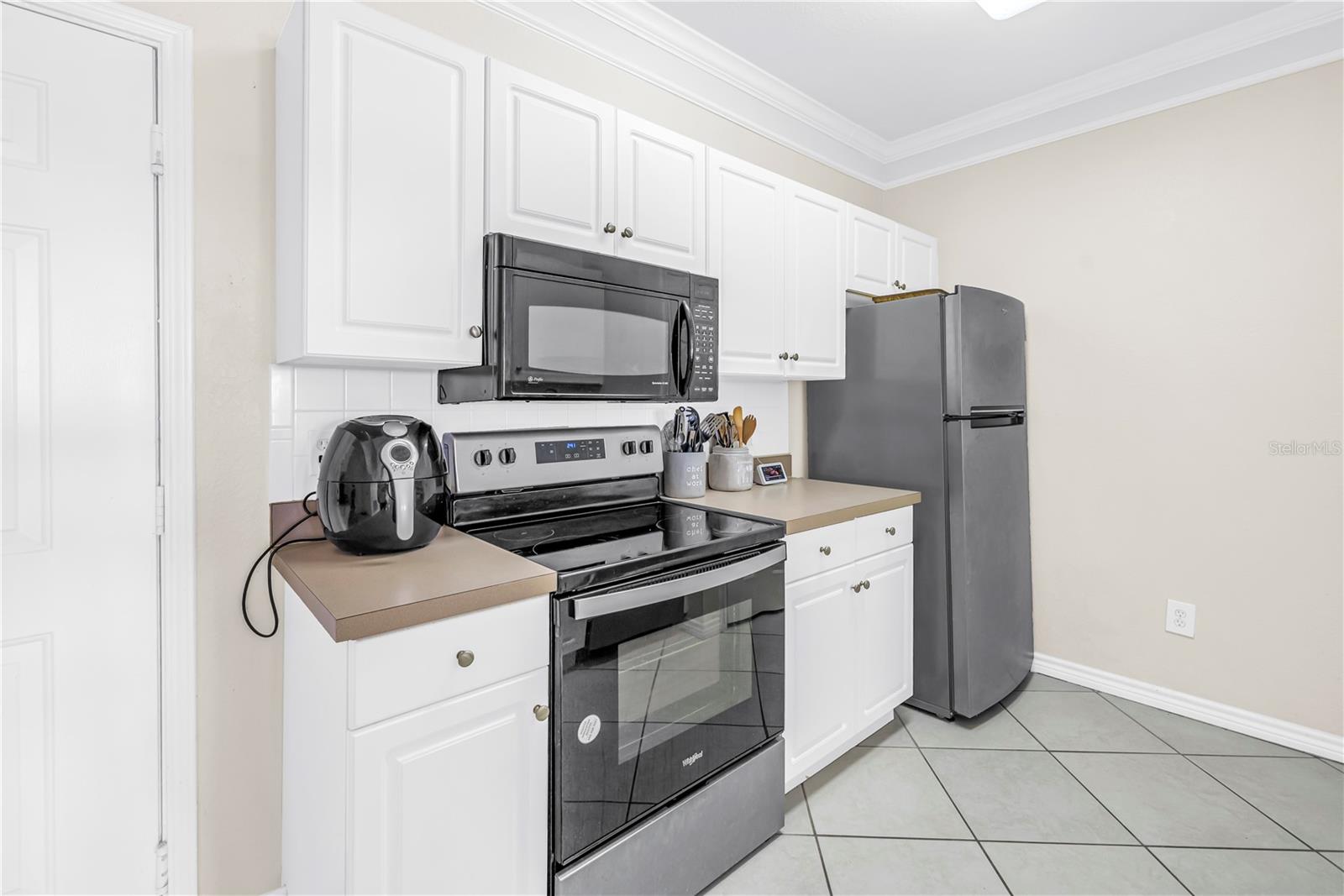 Image 4 of 54 For 4333 Bayside Village Drive 320